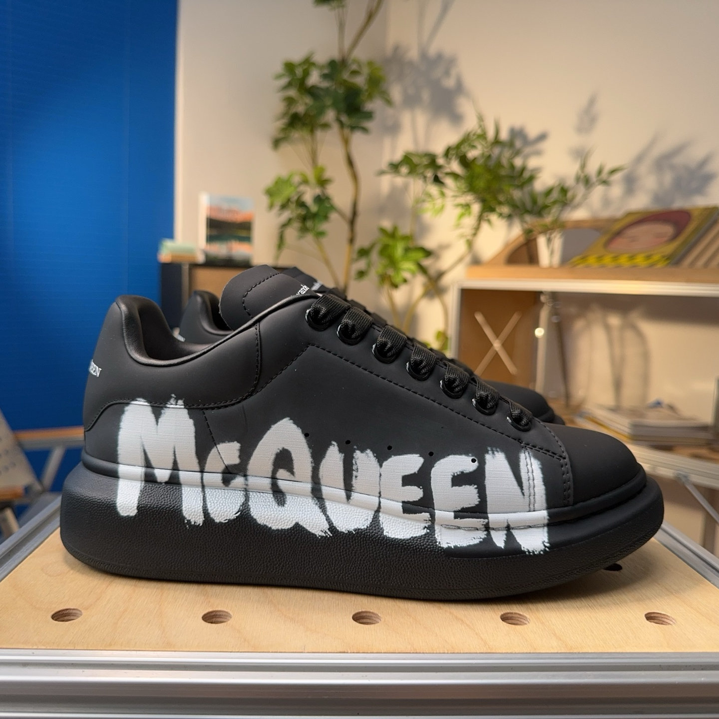 Alexander McQueen Graffiti-print Oversized Sneakers Black
